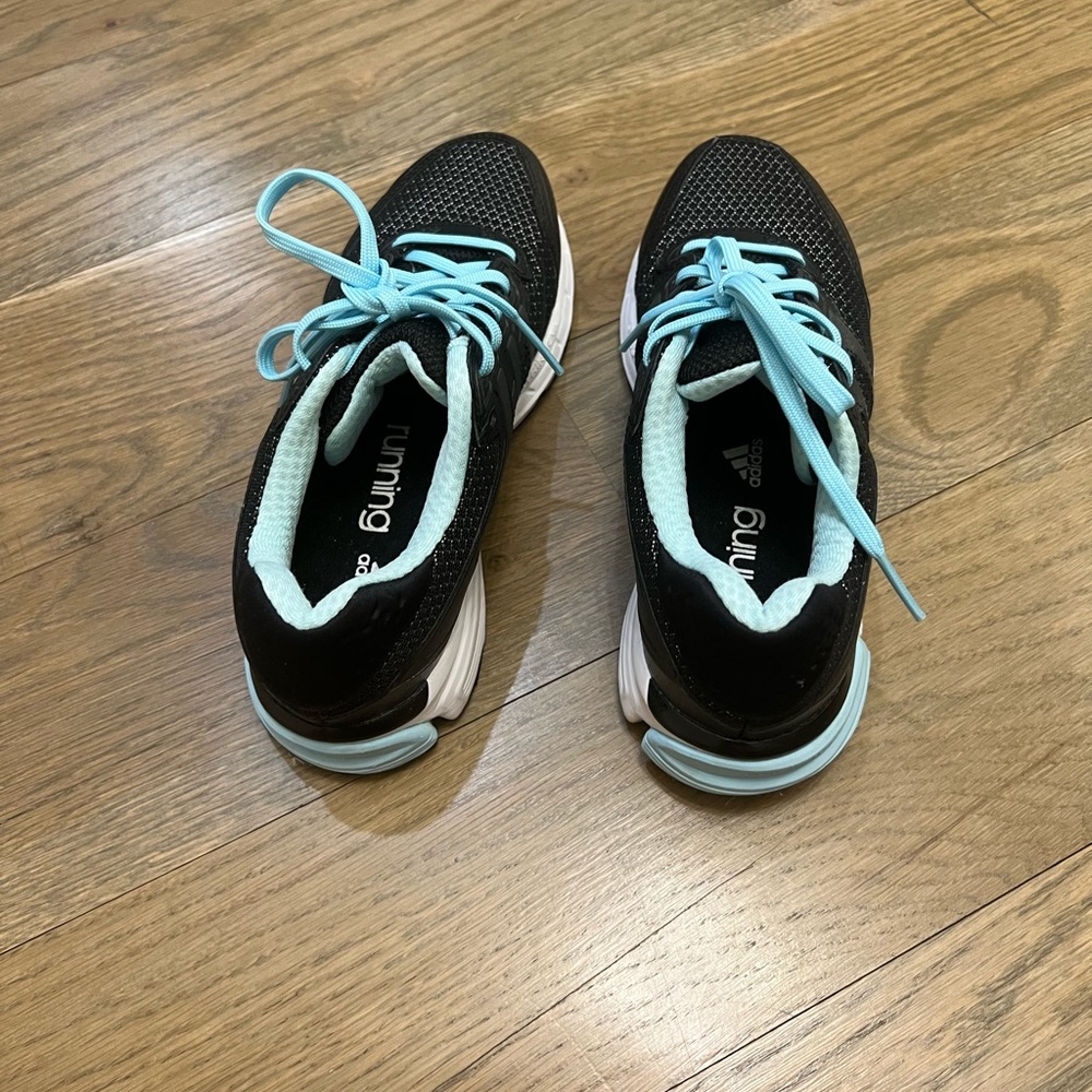 ADIDAS RUNNING SHOES - Picture 5 of 7